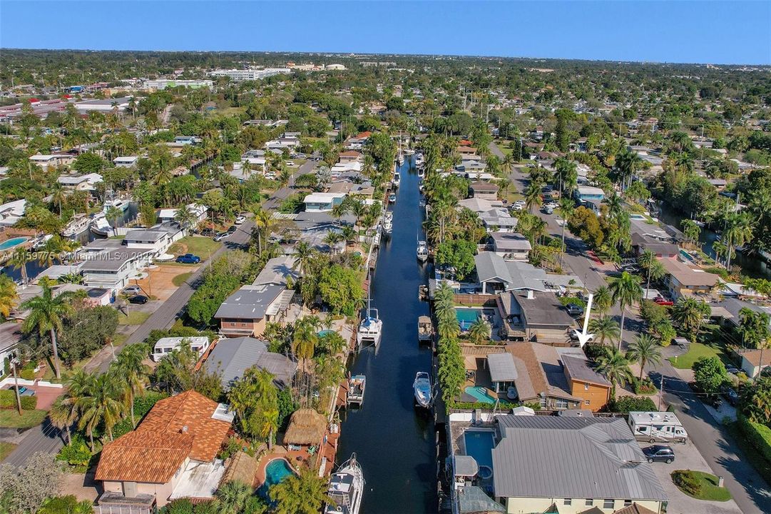 Vendido Recientemente: $1,399,999 (3 camas, 3 baños, 1983 Pies cuadrados)