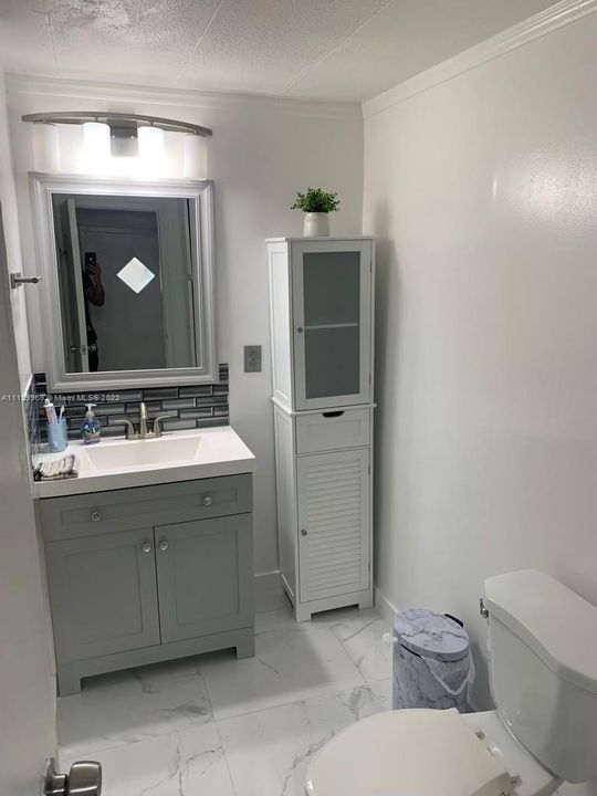 最近售出: $110,000 (4 贝兹, 3 浴室, 0 平方英尺)