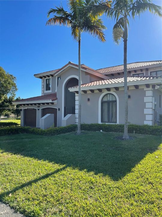 Recently Sold: $850,000 (5 beds, 4 baths, 0 Square Feet)