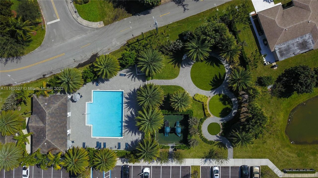 Недавно продано: $430,000 (3 спален, 2 ванн, 1642 Квадратных фут)