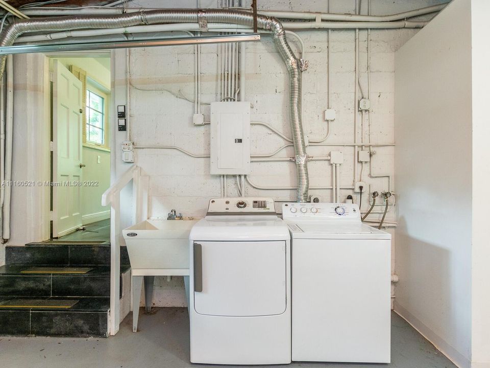 Washer/Dryer- Wash basin inside garage