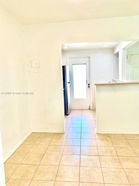 Recently Rented: $1,650 (1 beds, 1 baths, 580 Square Feet)