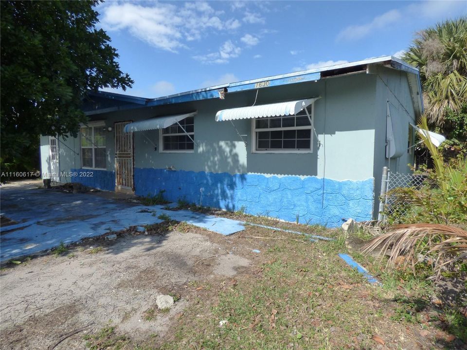 Recently Sold: $145,000 (3 beds, 1 baths, 1192 Square Feet)