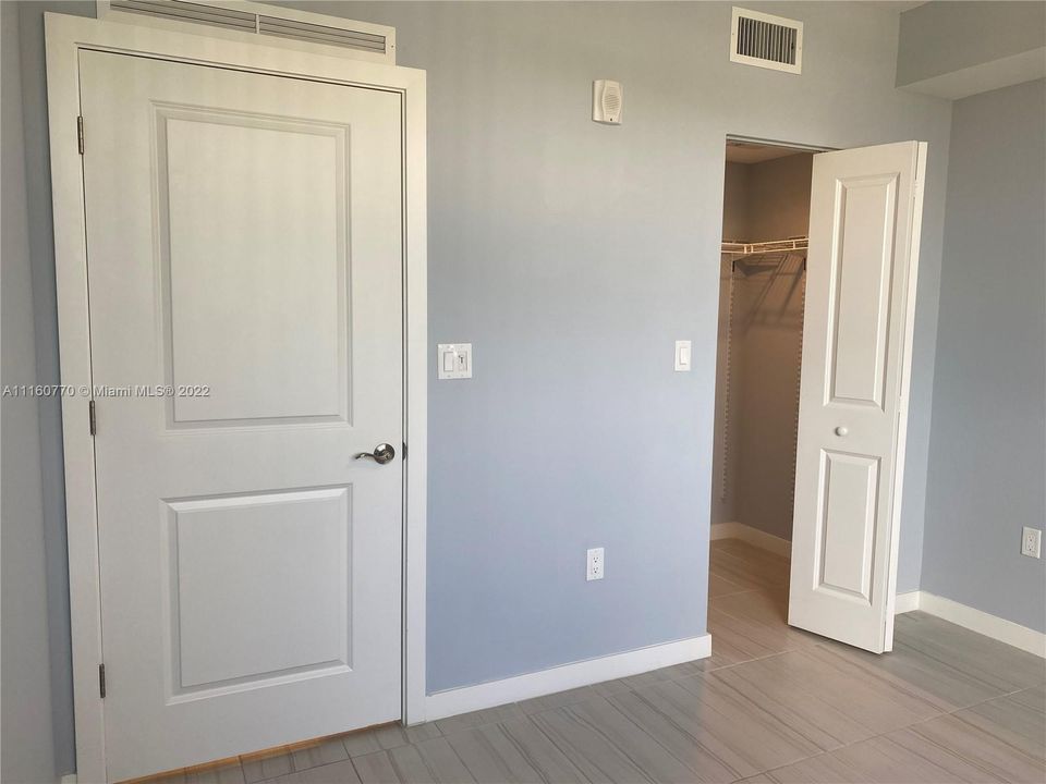 Recently Rented: $974 (1 beds, 1 baths, 574 Square Feet)