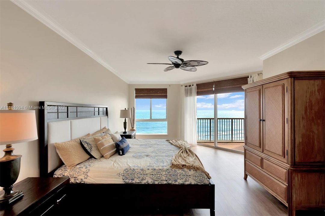 Recientemente alquilado: $5,900 (3 camas, 3 baños, 2833 Pies cuadrados)