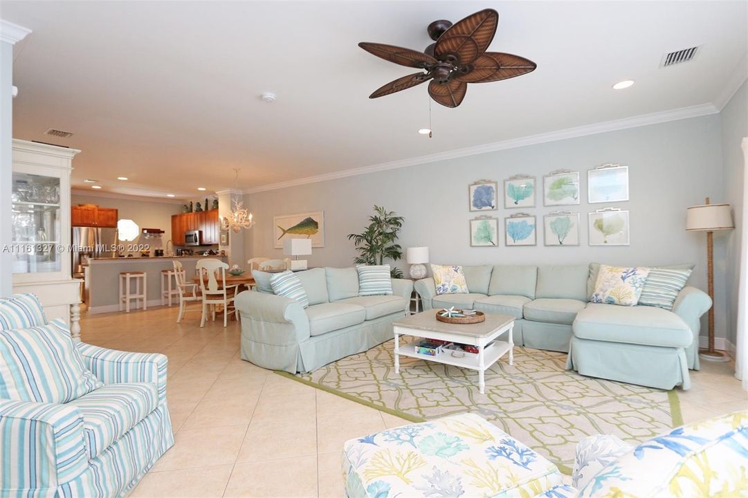 Recently Sold: $1,200,000 (3 beds, 2 baths, 1600 Square Feet)