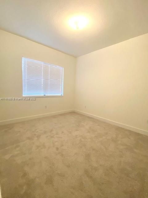 最近租的: $3,250 (3 贝兹, 2 浴室, 2200 平方英尺)