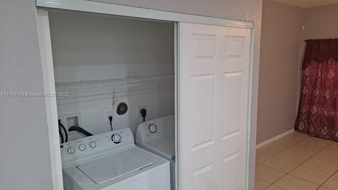 Downstairs wash area