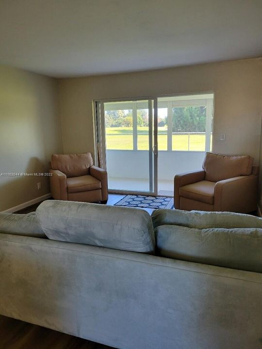 Recently Sold: $189,900 (1 beds, 1 baths, 997 Square Feet)