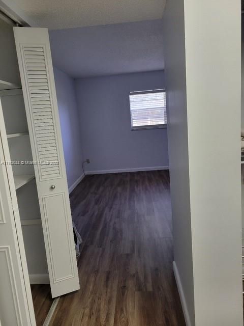 Recently Sold: $189,900 (1 beds, 1 baths, 997 Square Feet)
