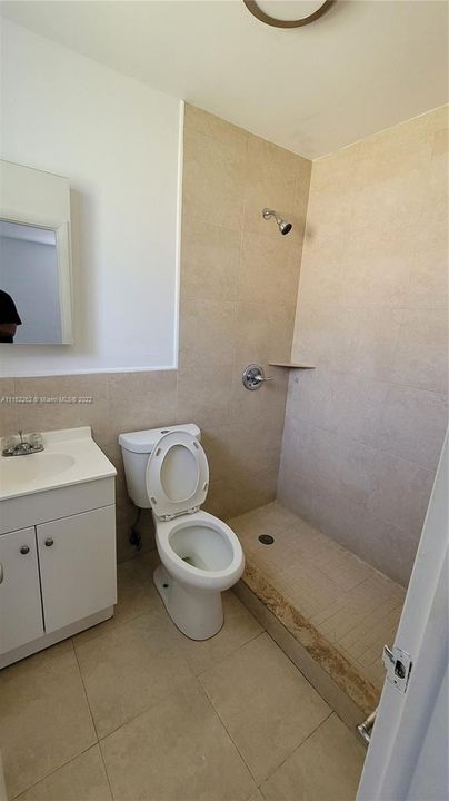 Recently Rented: $1,450 (1 beds, 1 baths, 500 Square Feet)