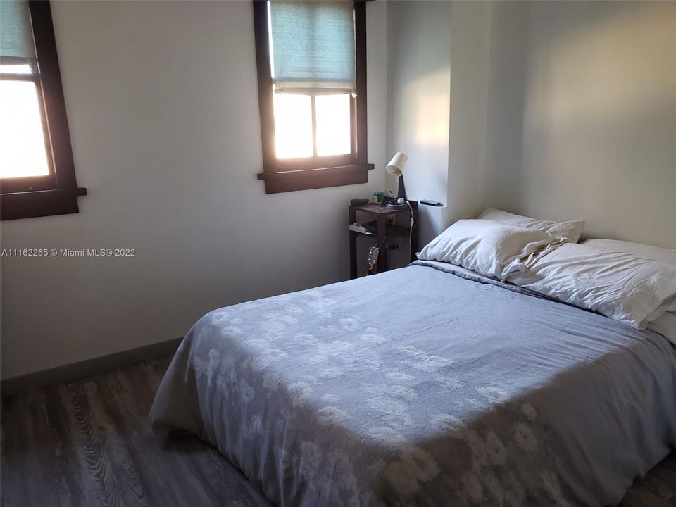 Vendido Recientemente: $149,000 (2 camas, 1 baños, 0 Pies cuadrados)