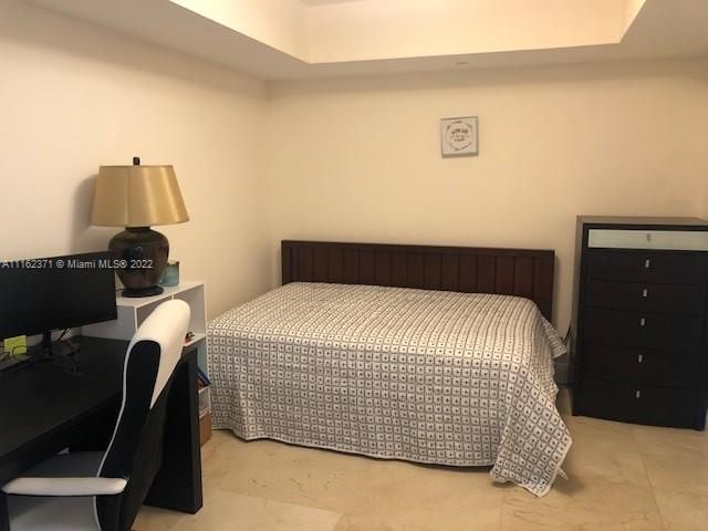 最近租的: $4,500 (2 贝兹, 2 浴室, 1357 平方英尺)