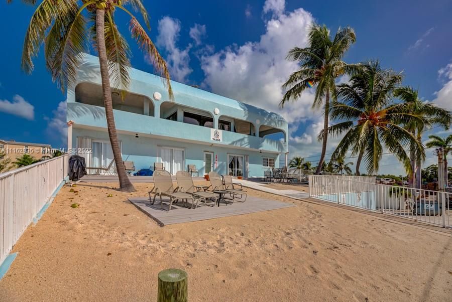 最近租的: $1,900 (1 贝兹, 1 浴室, 0 平方英尺)