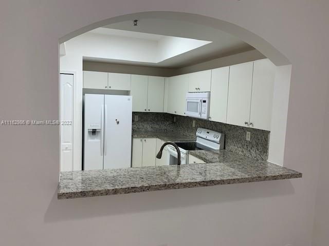 Recently Rented: $2,450 (3 beds, 2 baths, 1260 Square Feet)