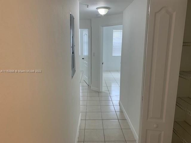 Recently Rented: $2,450 (3 beds, 2 baths, 1260 Square Feet)