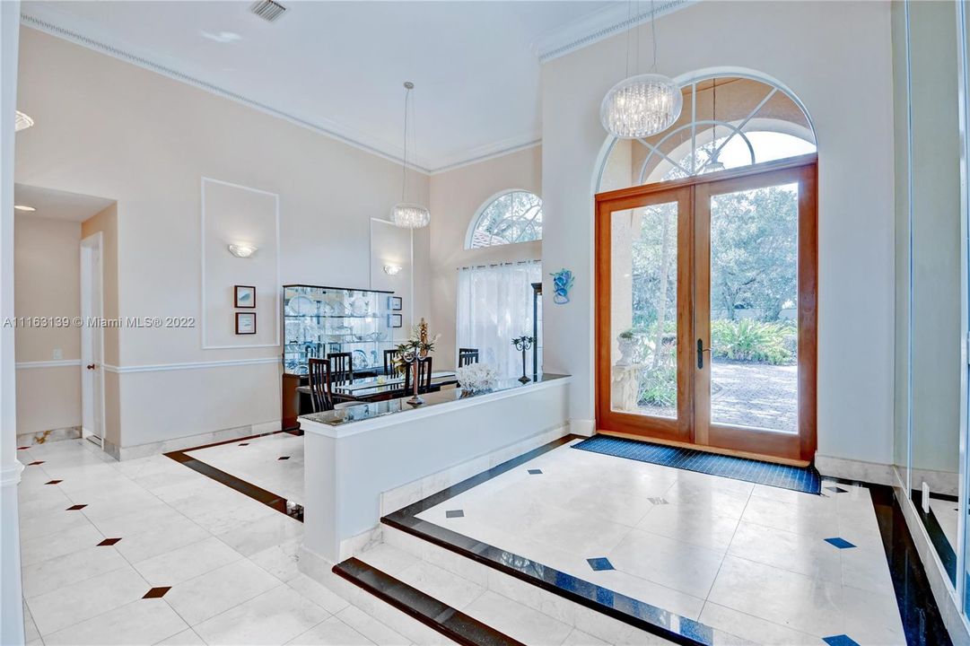 Recently Sold: $1,399,000 (3 beds, 3 baths, 3129 Square Feet)