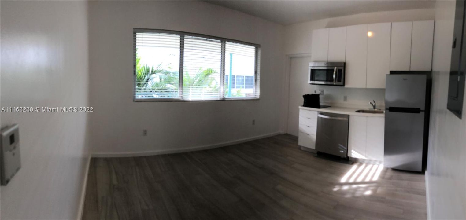 Recently Sold: $265,000 (1 beds, 1 baths, 406 Square Feet)