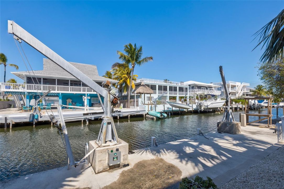 Recently Sold: $1,900,000 (3 beds, 2 baths, 1989 Square Feet)