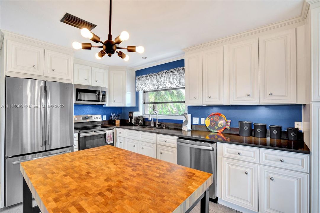 Recently Sold: $599,000 (2 beds, 2 baths, 0 Square Feet)