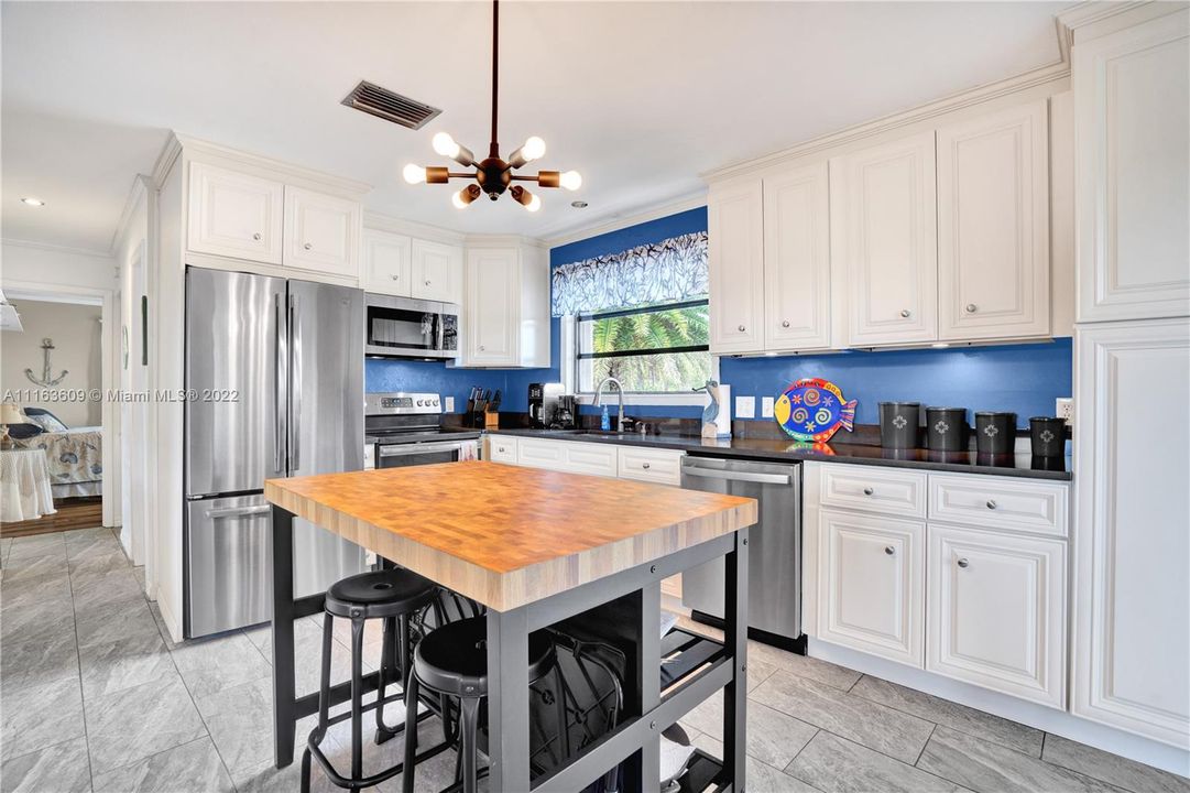 Recently Sold: $599,000 (2 beds, 2 baths, 0 Square Feet)