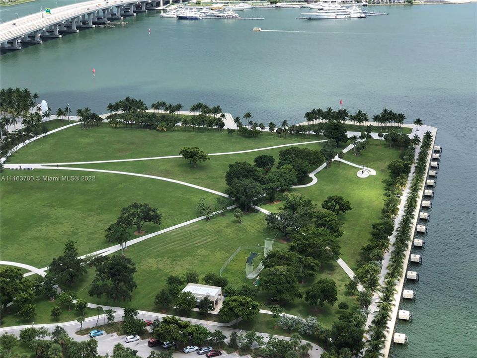 最近租的: $4,500 (2 贝兹, 2 浴室, 1318 平方英尺)