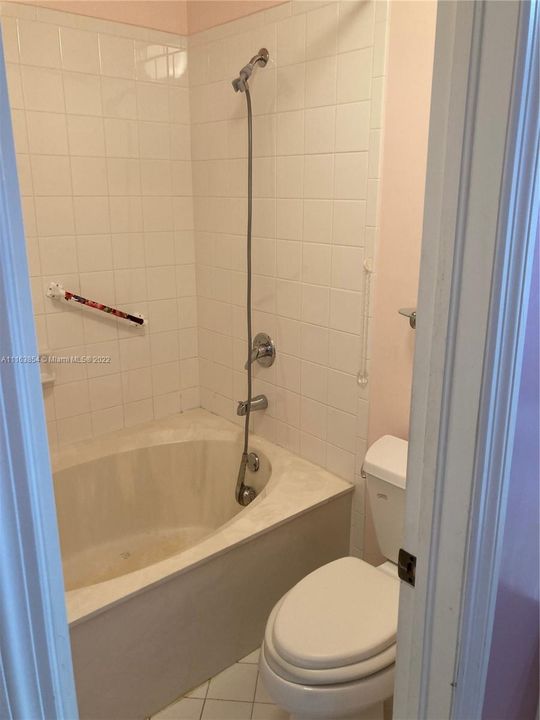 Недавно продано: $340,000 (2 спален, 2 ванн, 1044 Квадратных фут)