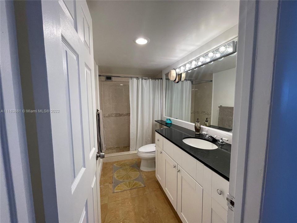 Recently Rented: $2,200 (2 beds, 2 baths, 1440 Square Feet)