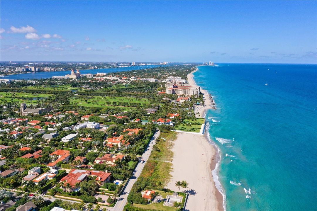 Recently Sold: $6,200,000 (2 beds, 2 baths, 1238 Square Feet)