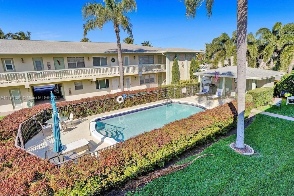 Recently Sold: $150,000 (1 beds, 1 baths, 750 Square Feet)