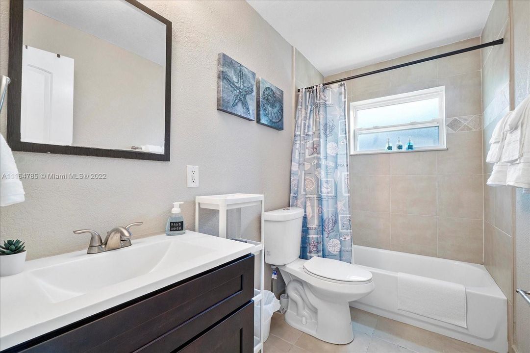 Recently Sold: $499,000 (2 beds, 2 baths, 1160 Square Feet)