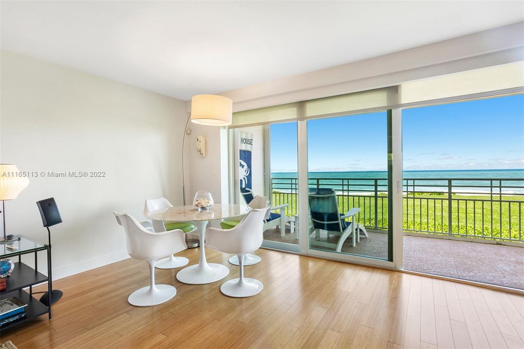 Recently Sold: $1,799,999 (2 beds, 2 baths, 1404 Square Feet)