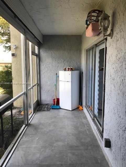 Recently Sold: $158,000 (2 beds, 2 baths, 1000 Square Feet)