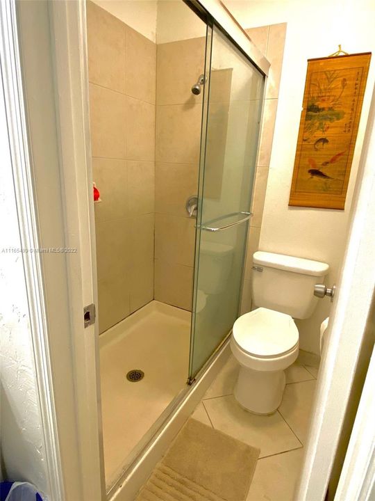 Bethroom 1