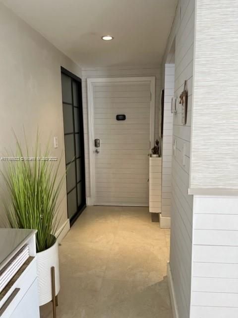 Недавно продано: $189,000 (2 спален, 2 ванн, 997 Квадратных фут)