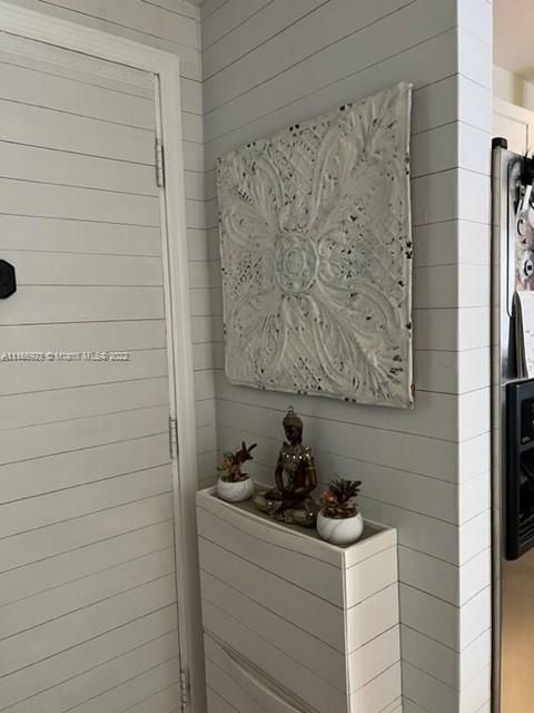 Недавно продано: $189,000 (2 спален, 2 ванн, 997 Квадратных фут)