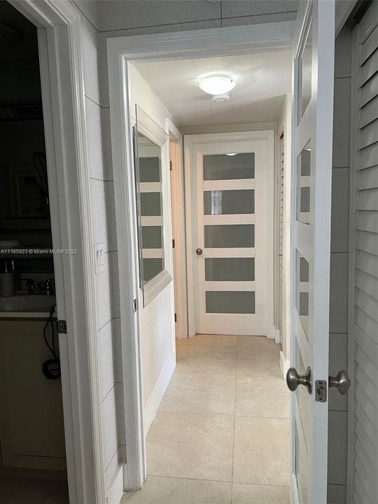 Недавно продано: $189,000 (2 спален, 2 ванн, 997 Квадратных фут)