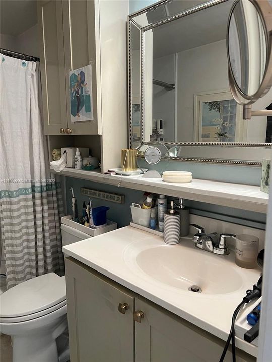 Недавно продано: $189,000 (2 спален, 2 ванн, 997 Квадратных фут)