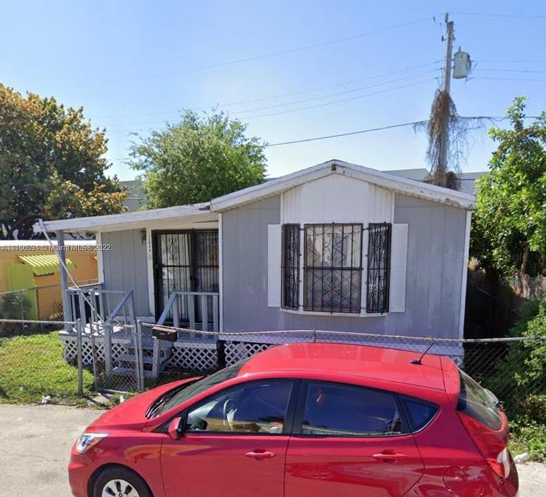 Recently Sold: $125,000 (1 beds, 1 baths, 560 Square Feet)