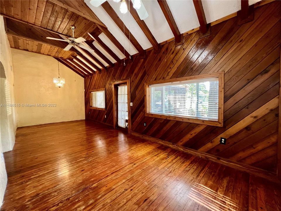 Недавно арендовано: $4,000 (3 спален, 2 ванн, 2761 Квадратных фут)