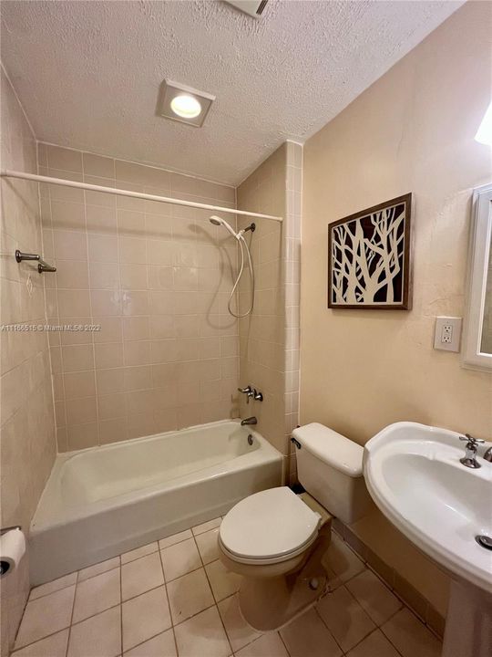 Недавно арендовано: $4,000 (3 спален, 2 ванн, 2761 Квадратных фут)