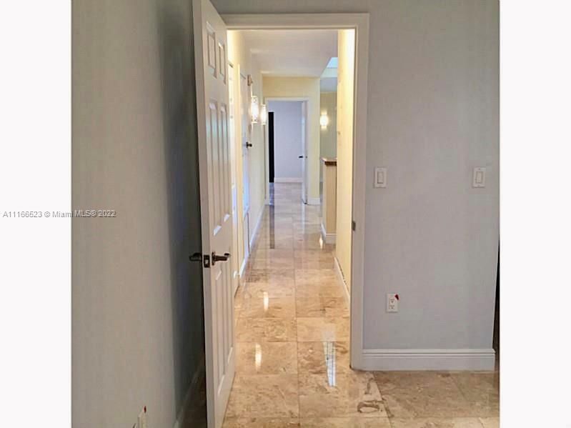 Недавно арендовано: $2,500 (2 спален, 2 ванн, 1569 Квадратных фут)