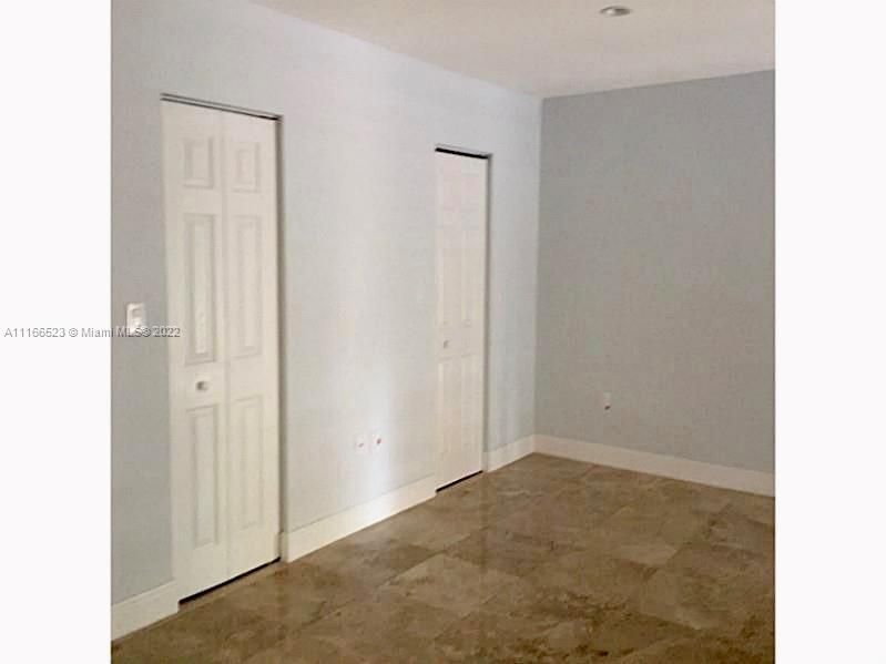 Недавно арендовано: $2,500 (2 спален, 2 ванн, 1569 Квадратных фут)