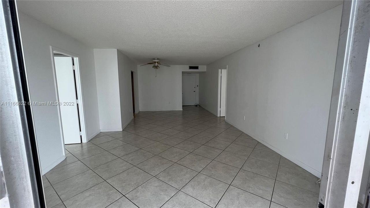 Recently Sold: $269,000 (2 beds, 2 baths, 1251 Square Feet)