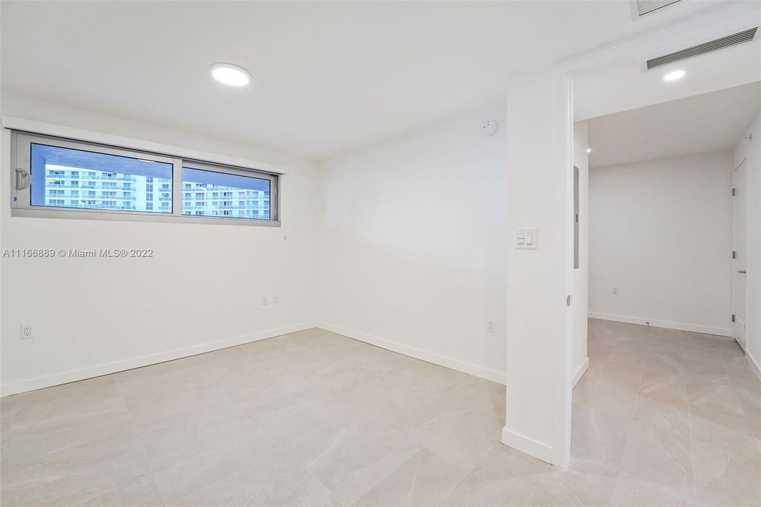 Recientemente alquilado: $4,884 (2 camas, 2 baños, 1319 Pies cuadrados)