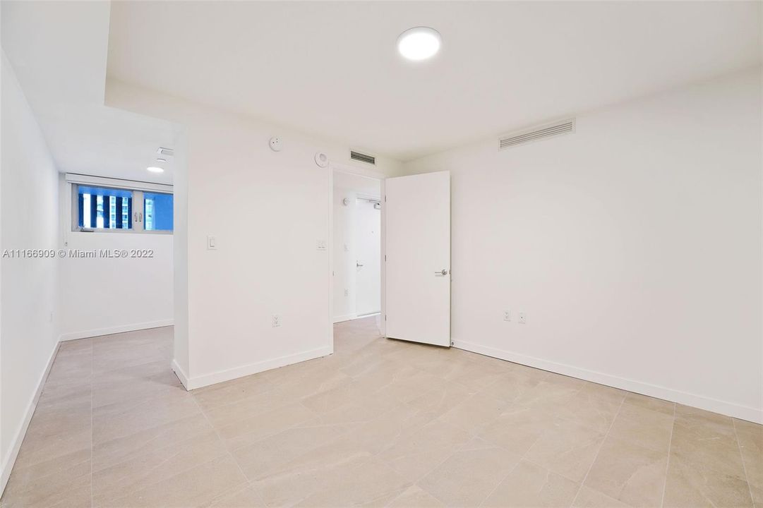 Recientemente alquilado: $5,284 (2 camas, 2 baños, 1308 Pies cuadrados)