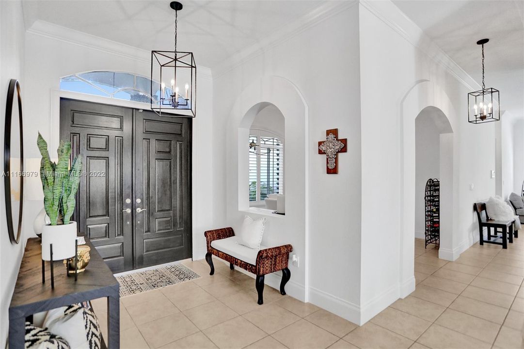 Foyer/Front Door