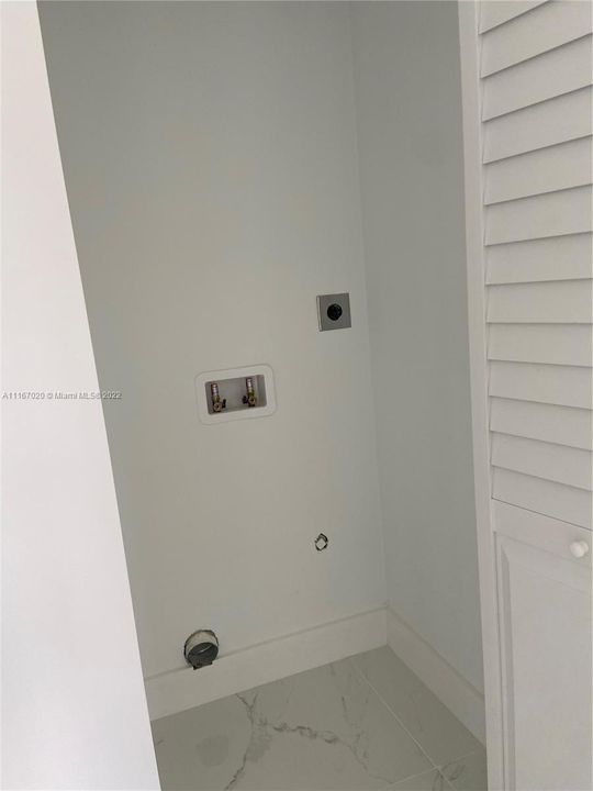 Vendido Recientemente: $685,000 (3 camas, 2 baños, 1162 Pies cuadrados)