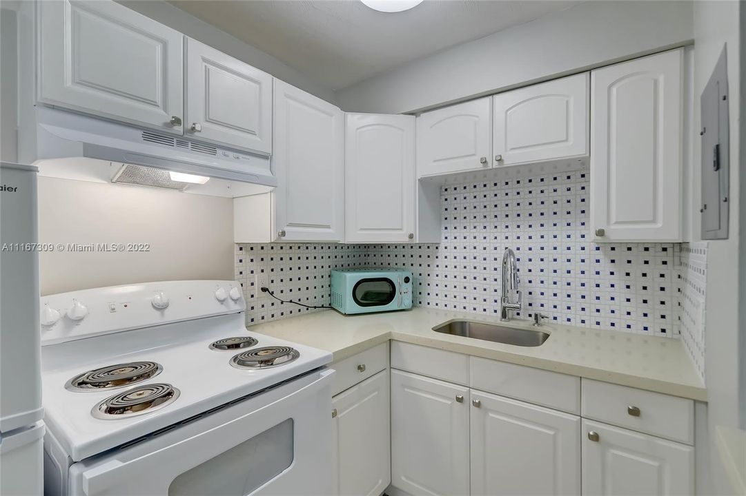 Недавно продано: $1,295,000 (0 спален, 0 ванн, 2711 Квадратных фут)