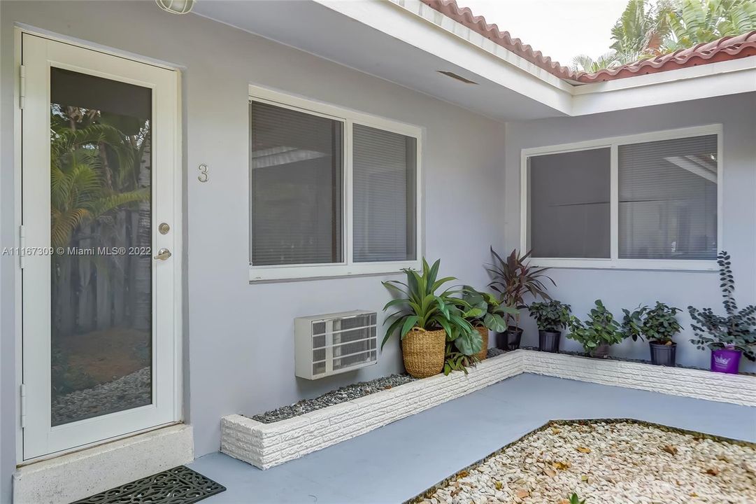 Unit 3 Front door 1BD 1BH